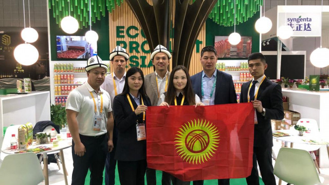  Кыргызские компании на открытии международной выставки  «China International Import Expo» 5 - 10 ноября 2019 года, г. Шанхай, Китайская Народная Республика. 